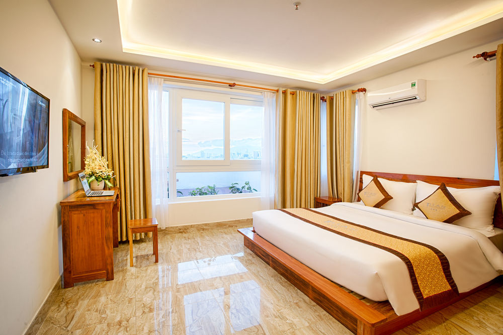 Titan Hotel Da Nang Eksteriør billede